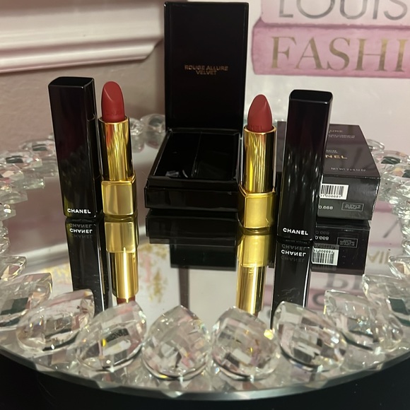 Host pick!♥️Chanel Rouge Allure Velvet Limited Edition Set of 2 - Picture 7 of 11